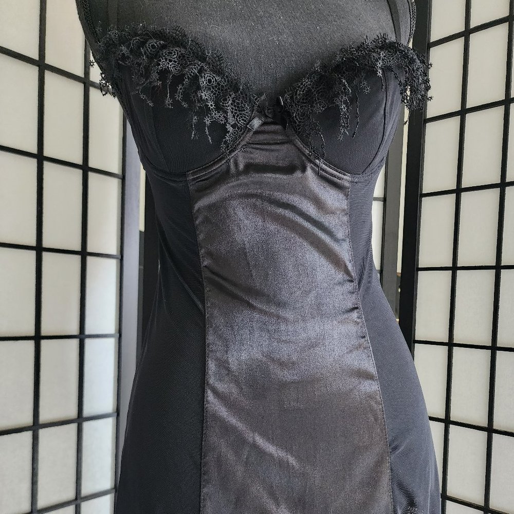 Black slip / chemise, Fredericks, S